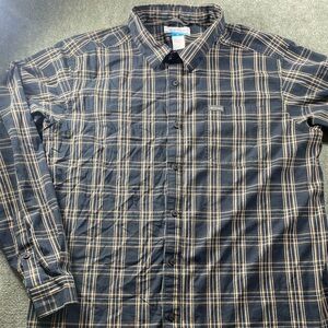 Columbia Navy and Cream Plaid Button-Down Shirt